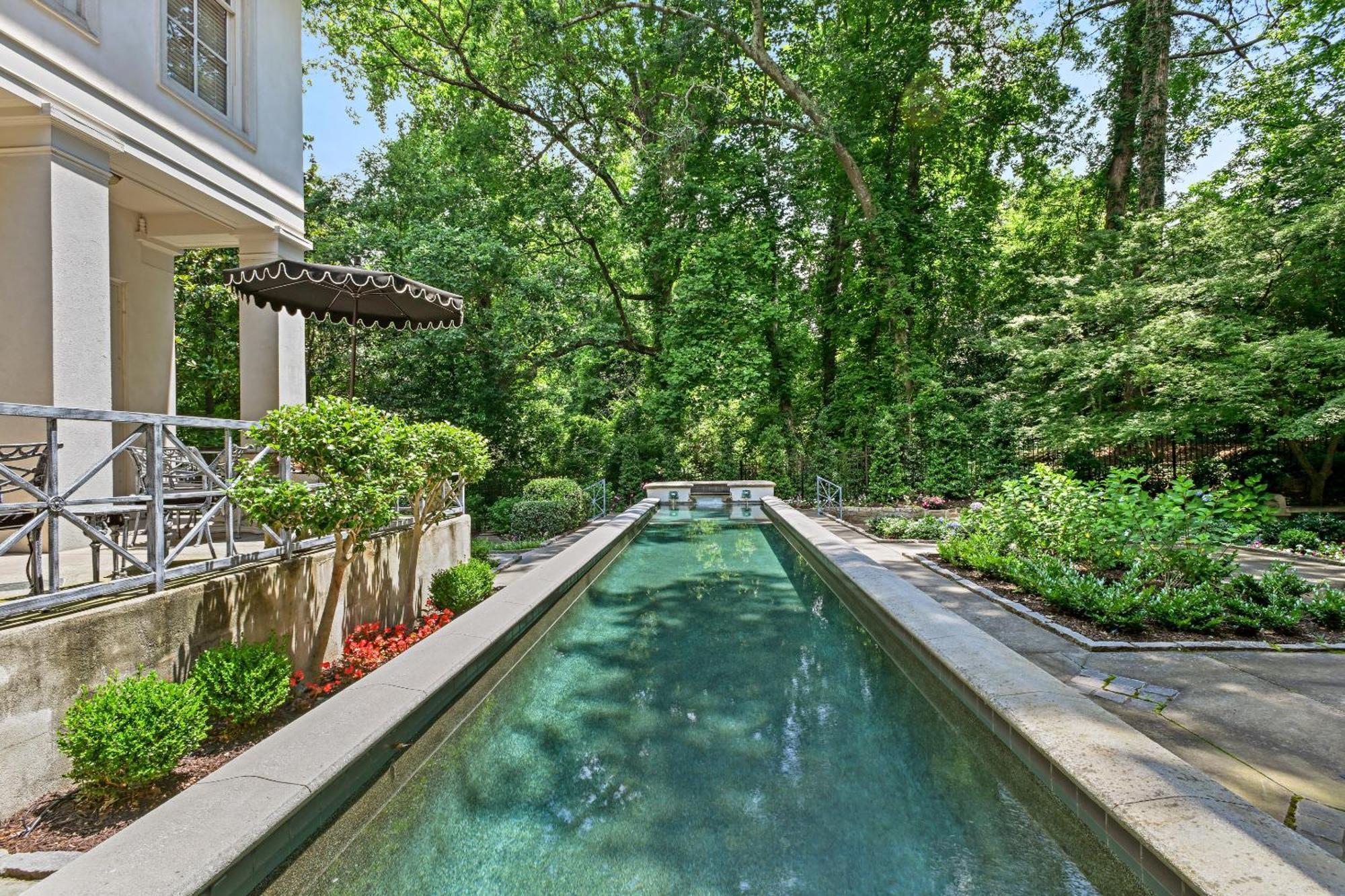 Midnight Monarch Villa Atlanta Exterior photo